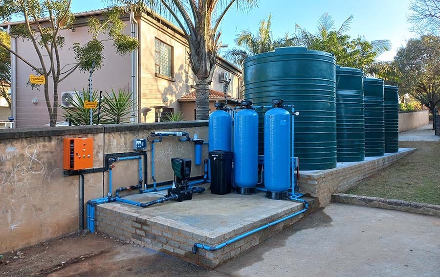 Estate-scale rainwater tanks with filtration bank